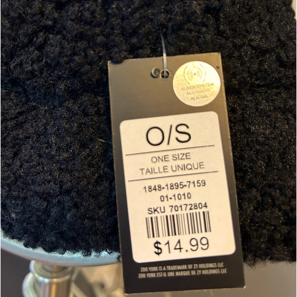 Hat 🎩. - Picture 2 of 2